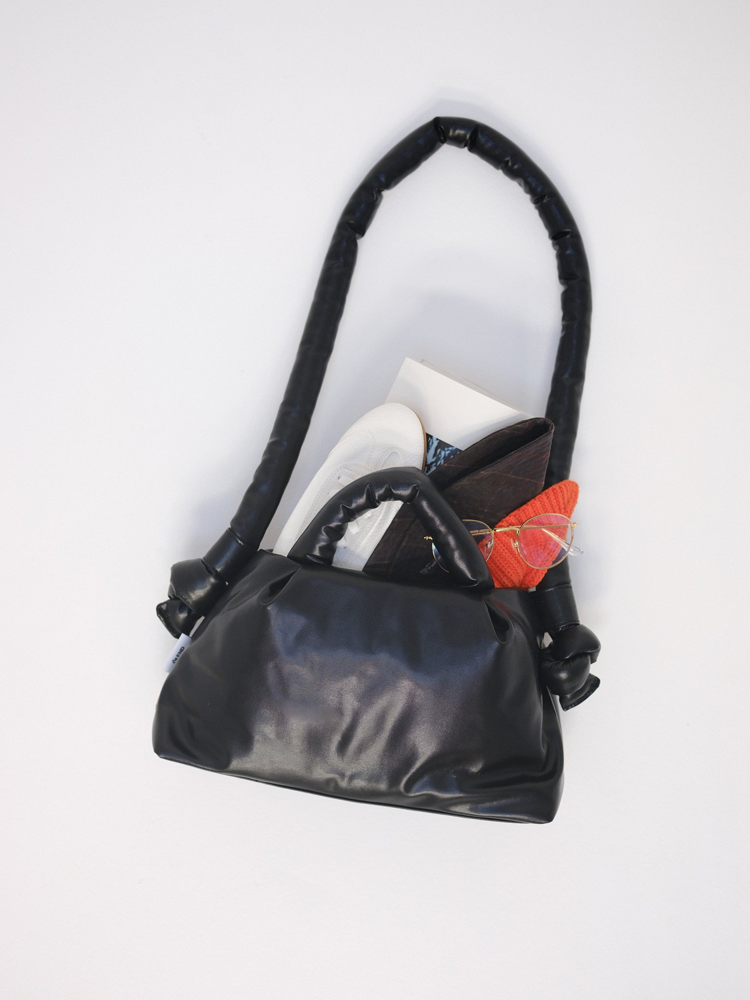公式】ÖLEND オレンド MiniOna Soft Bag バッグ Black – CHELSEA